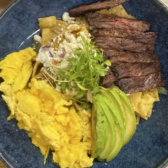 El Sol De Mexico - Chilaquiles verdes - Seafood Near Me - East Los Angeles, California