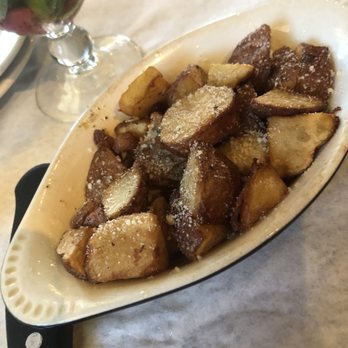 Half Shell Oyster House - Seafood Near Me - Biloxi, Mississippi