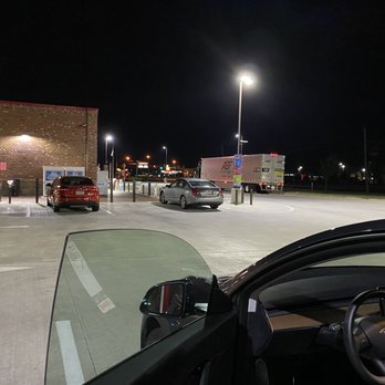Tesla Supercharger - Carlisle - Easy stroll to Sheetz - EV Charging Stations Near Me - Carlisle, Pennsylvania Tesla Supercharger - Carlisle - Easy stroll to Sheetz - EV Charging Stations Near Me - Carlisle, Pennsylvania