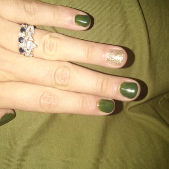 Super Nail - Green and gold gel manicure from Nancy. - Nail Salons Near Me - San Diego, California Super Nail - Green and gold gel manicure from Nancy. - Nail Salons Near Me - San Diego, California