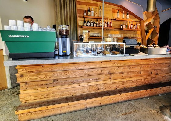 Robin's Restaurant and Market by null
