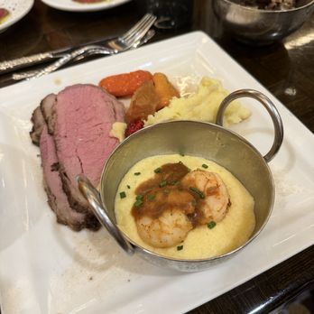 Wicked Spoon - Shrimp and grits, mashed potato, and brisket - Buffets Near Me - Las Vegas, Nevada Wicked Spoon - Shrimp and grits, mashed potato, and brisket - Buffets Near Me - Las Vegas, Nevada
