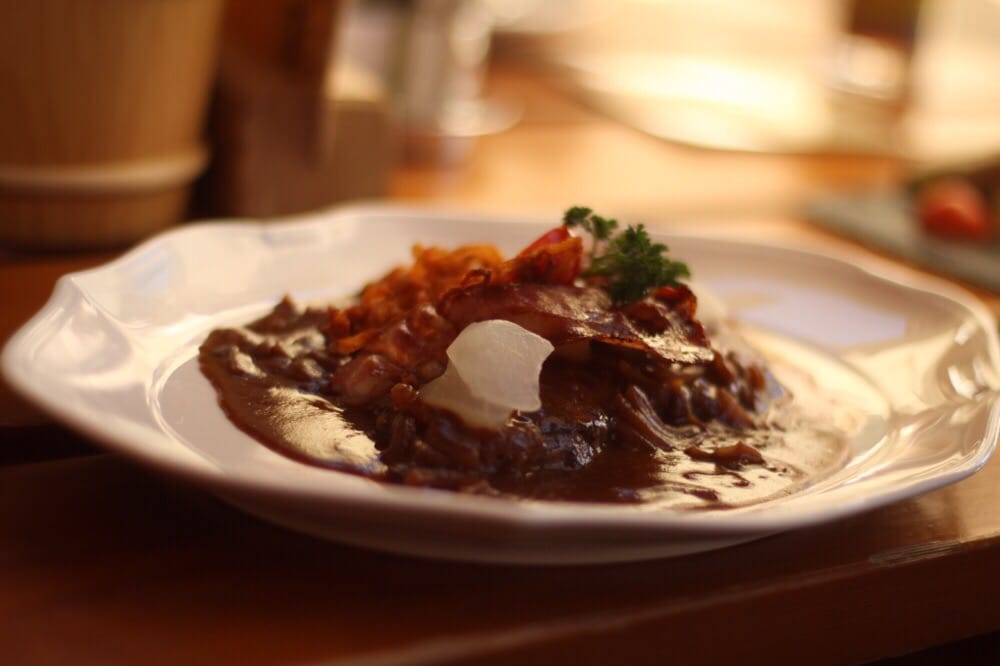 Leithe Wirt - Tiroler Zwiebelrostbraten - ribs, food - Austrian Near Me - Serfaus, 7 Leithe Wirt - Tiroler Zwiebelrostbraten - ribs, food - Austrian Near Me - Serfaus, 7