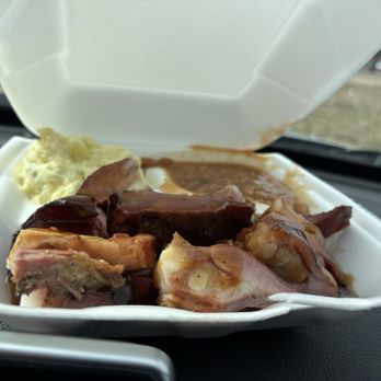 Ray's World Famous Bar-B Que - Polish Sausage (small) - Barbeque Near Me - West Memphis, Arkansas Ray's World Famous Bar-B Que - Polish Sausage (small) - Barbeque Near Me - West Memphis, Arkansas