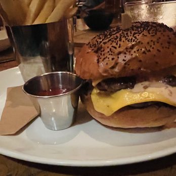 CBD Provisions - CBD Burger - Brasseries Near Me - Dallas, Texas