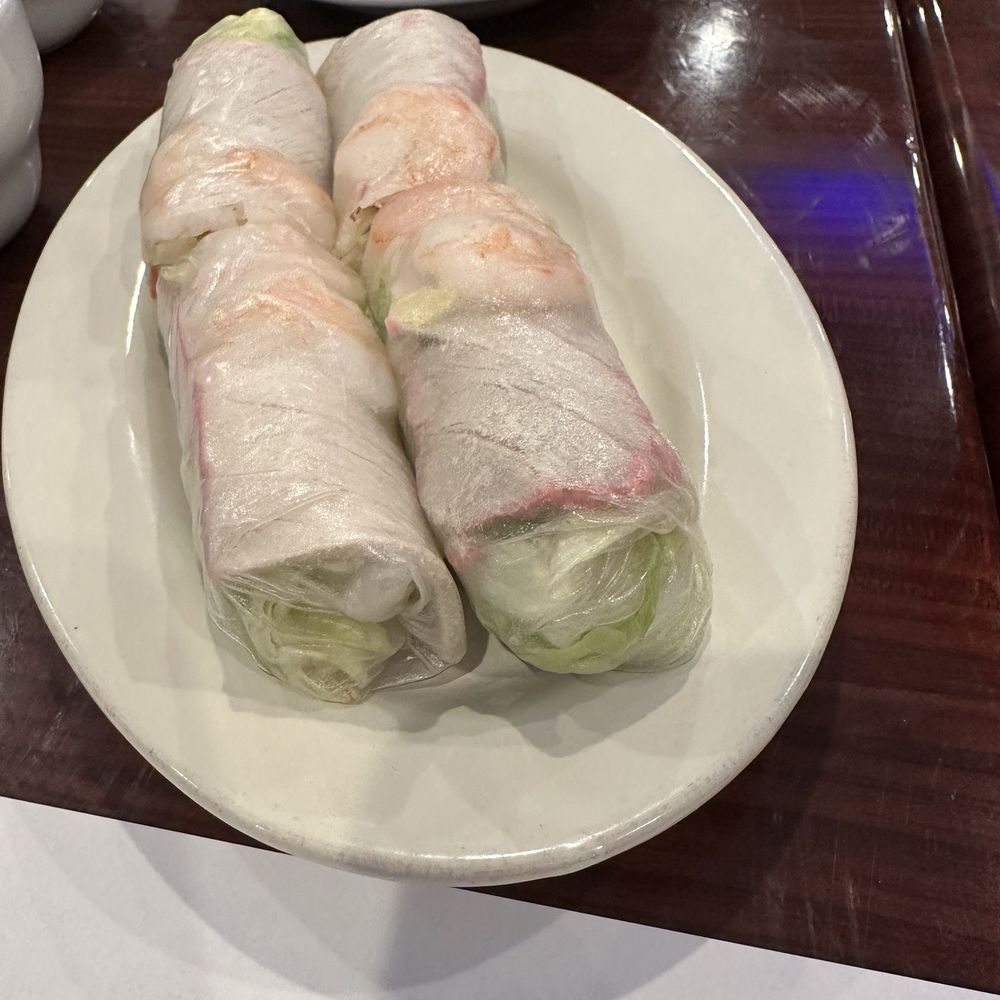 Cam Ranh Bay - Spring rolls with pork & shrimp - Chinese Near Me - Burnsville, Minnesota Cam Ranh Bay - Spring rolls with pork & shrimp - Chinese Near Me - Burnsville, Minnesota
