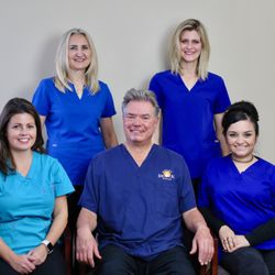 Bartlett Dental Station