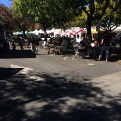 Los Altos Fall Festival - Crowded in this area