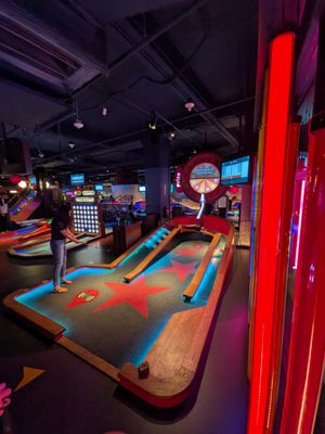 Puttshack - Atlanta - Midtown by null