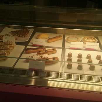 Le Macaron French Pastries - Denton - Macarons Near Me - Denton, Texas