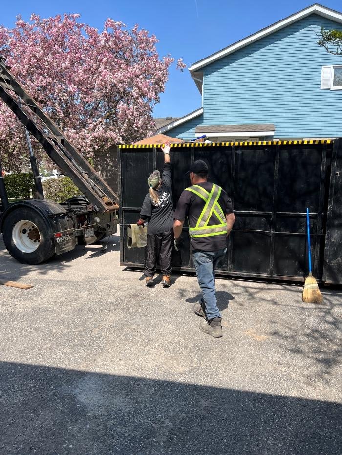 GOLDEN DISPOSAL WASTE & RECYCLING SERVICES Updated September 2024