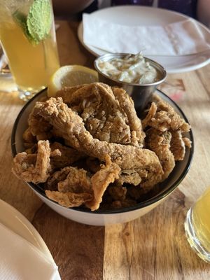 Lola Rosa Place-des-Arts by null