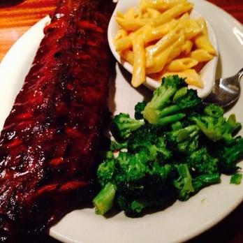 Charleston's - American Near Me - Indianapolis, Indiana