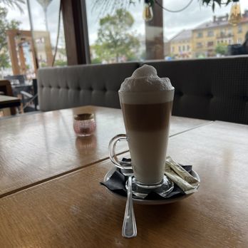Bistro Toscana - Cafe latte - Italian Near Me - Nowy Targ, Massachusetts