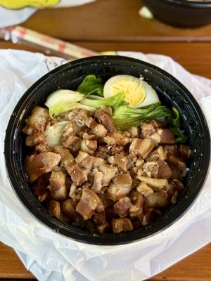 Paramount Café by null