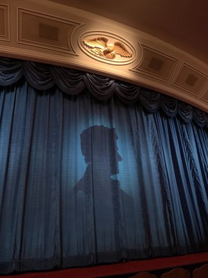 Walt Disney - A Magical Life by null