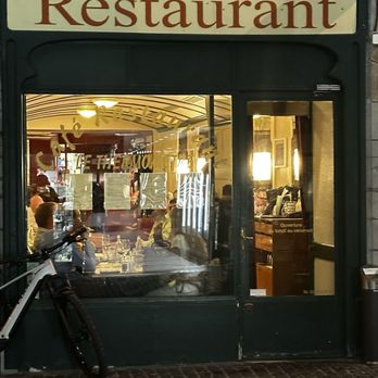 Restaurant le Thermomètre - Entrance to Le Thermomètre - Hotels & Travel Near Me - Geneva, GE Restaurant le Thermomètre - Entrance to Le Thermomètre - Hotels & Travel Near Me - Geneva, GE