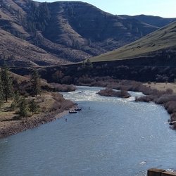 Shilo Troy Resort - Grande Ronde River by acclimation pond; steelhead anglers