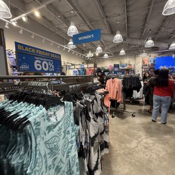 Columbia Factory Store - Shoe Stores Near Me - Waipahu, Hawaii