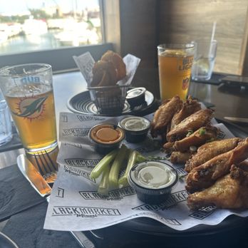 Black Market Miami - Sports Bars Near Me - Miami, Florida