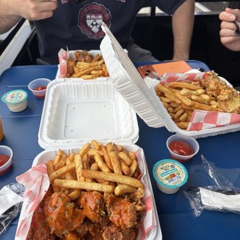 Alytori - Chicken tenders - Sandwiches Near Me - Brooklyn, New York Alytori - Chicken tenders - Sandwiches Near Me - Brooklyn, New York