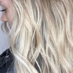Side Tracks Full Service Salon