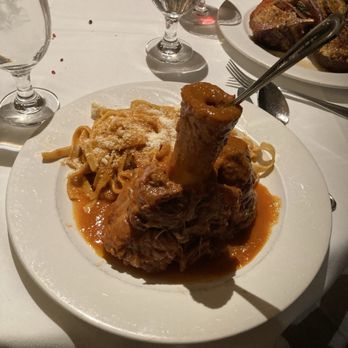 Park Side Restaurant - Osso bucco - Italian Near Me - Corona, New York Park Side Restaurant - Osso bucco - Italian Near Me - Corona, New York