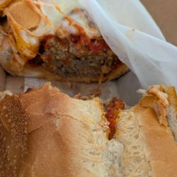 Vinni's Pizza - Awesome meatball parm