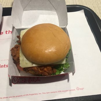Chick-fil-A - Spice Deluxe Sandwich with pepper jack - Chicken Shop Near Me - North Haven, Connecticut