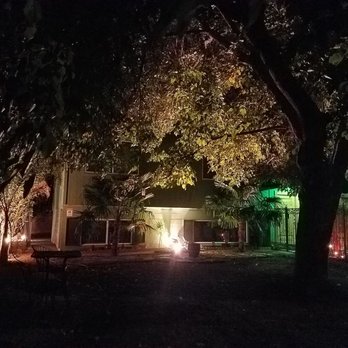 Vegas Oasis - Front yard, at night... - Vacation Rentals Near Me - Las Vegas, Nevada Vegas Oasis - Front yard, at night... - Vacation Rentals Near Me - Las Vegas, Nevada