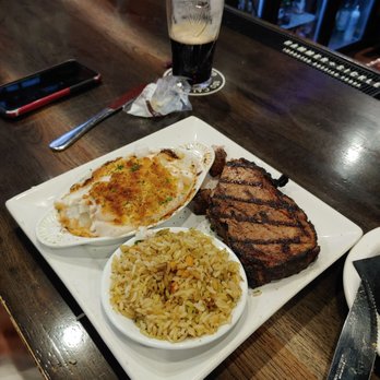 Tailgate Tavern - Surf and turf with baked haddock and grilled prime rib - New American Near Me - Stratham, New Hampshire Tailgate Tavern - Surf and turf with baked haddock and grilled prime rib - New American Near Me - Stratham, New Hampshire