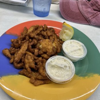Newport Cafe - Clam strips with tartar - Burgers Near Me - Newport, Oregon Newport Cafe - Clam strips with tartar - Burgers Near Me - Newport, Oregon