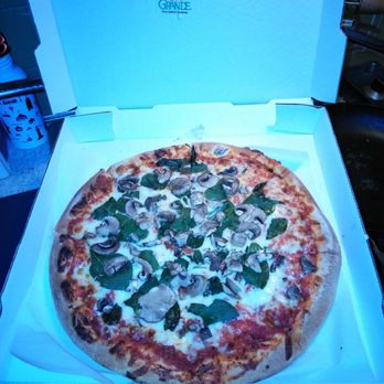 LaRich's Pizza - Spinach mushroom pizza - Pizza Near Me - Cleveland, Ohio