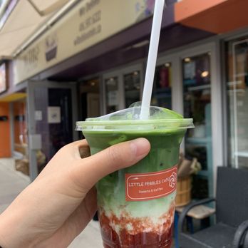 Little Pebbles - Strawberry matcha - Desserts Near Me - Toronto, Ontario