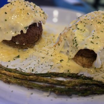 The Craft Bar and Grill - Crab cake Benedict - poor asparagus - Seafood Near Me - Enterprise, Alabama