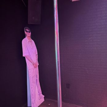 Q Bar - Gay Bars Near Me - San Francisco, California Q Bar - Gay Bars Near Me - San Francisco, California