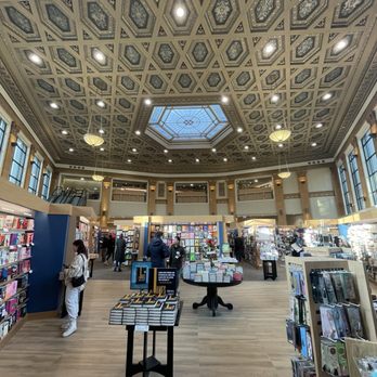 Barnes & Noble - Bookstores Near Me - Chicago, Illinois Barnes & Noble - Bookstores Near Me - Chicago, Illinois