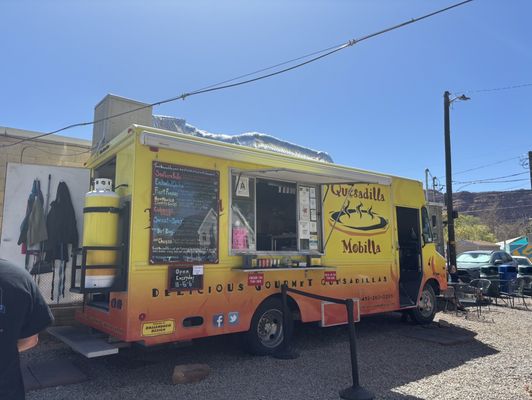 Quesadilla Mobilla by null