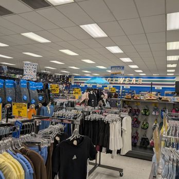 Big 5 Sporting Goods - Sporting Goods Near Me - Cerritos, California Big 5 Sporting Goods - Sporting Goods Near Me - Cerritos, California