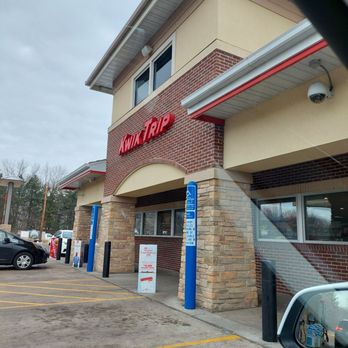 Kwik Trip - the entrance to a restaurant - Grocery Near Me - Forest Lake, Minnesota Kwik Trip - the entrance to a restaurant - Grocery Near Me - Forest Lake, Minnesota