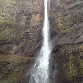 Multnomah Falls - From the bridge - Hiking Near Me - Bridal Veil, Oregon Multnomah Falls - From the bridge - Hiking Near Me - Bridal Veil, Oregon