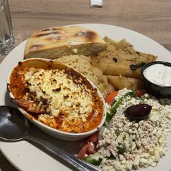 The Little Creek Grill - Uvetsi