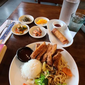 Iron Pot - Chik katsu lunch plate - Korean Near Me - Kent, Washington Iron Pot - Chik katsu lunch plate - Korean Near Me - Kent, Washington
