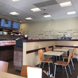 Dunkin' - Inside seating