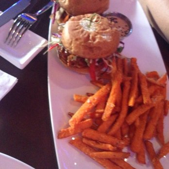 Kona Grill - El Paso - Spicy pulled pork sliders - Sushi Bars Near Me - Paso, Texas