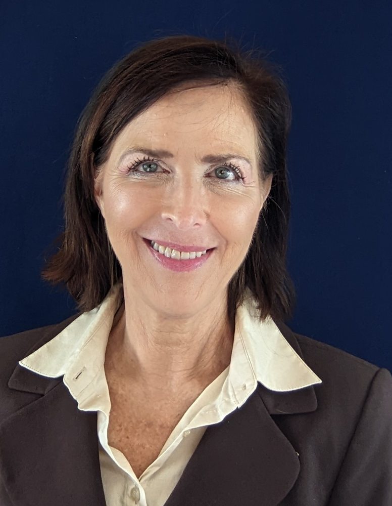 HEIDI GENTRY MOBILE NOTARY AND NOTARY SIGNING AGENT Request a Quote Salinas, California