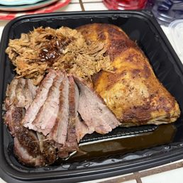 Pulled Pork, Chicken and Tri Tip! Pulled Pork, Chicken and Tri Tip!
