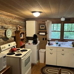 Settlers Mountain - The Kitcheb
