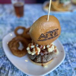 ART Burger Sushi Bar