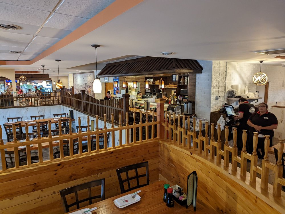 Calabash Gourmet & Sushi Bar Asian Cuisine